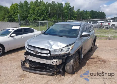 2019 Toyota Highlander Le/Le Plus из США, поврежденный, VIN 5TDBZRFH7KS961565